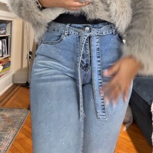 Women's Blue Jeans with Belt